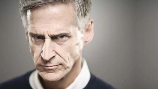 Как правда убивает романтику: безумный взгляд мужчины в поисках тепла