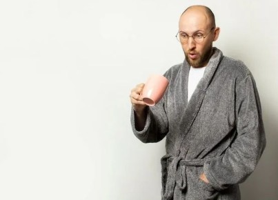 Необычная история любви и предательства: как мужчина превратил жену в «туристку»