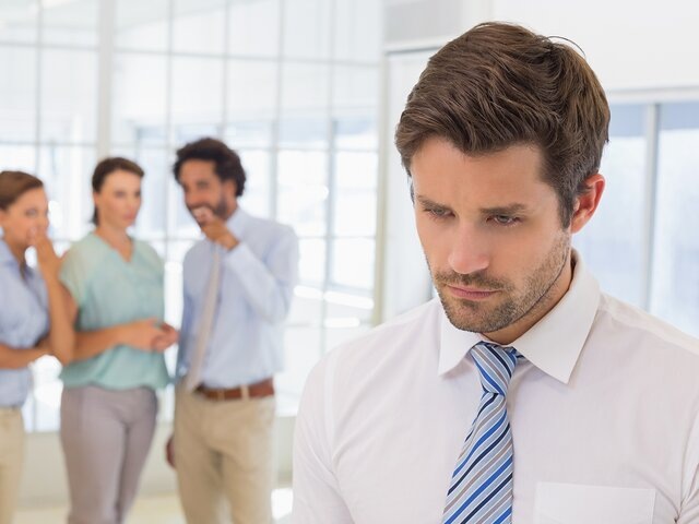 Дружба на работе: как конфликты могут обернуться саботажем