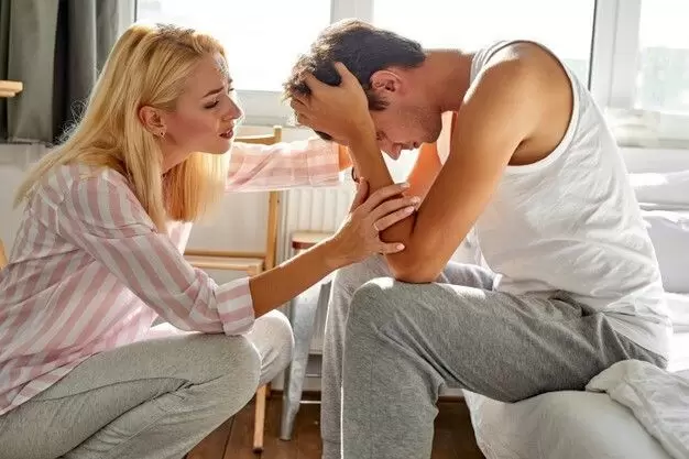 Почему не стоит торопиться с помощью мужчине, если он не просит